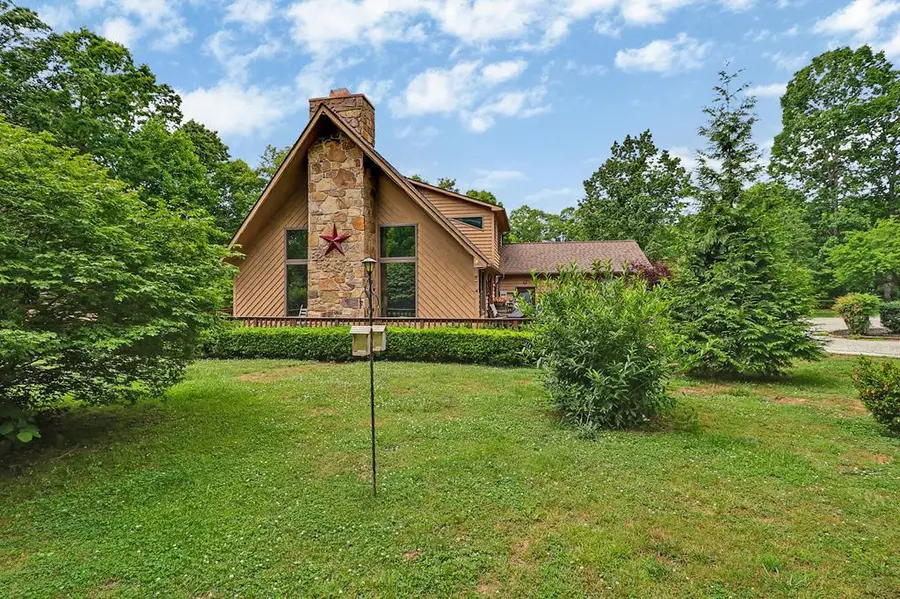 1072 Belmont Dr, Monterey, TN 38574 - #2
