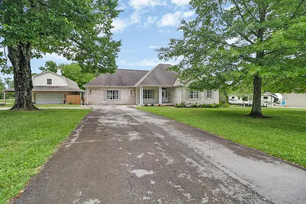 809 Buffalo Trail, Clarkrange, TN 38553