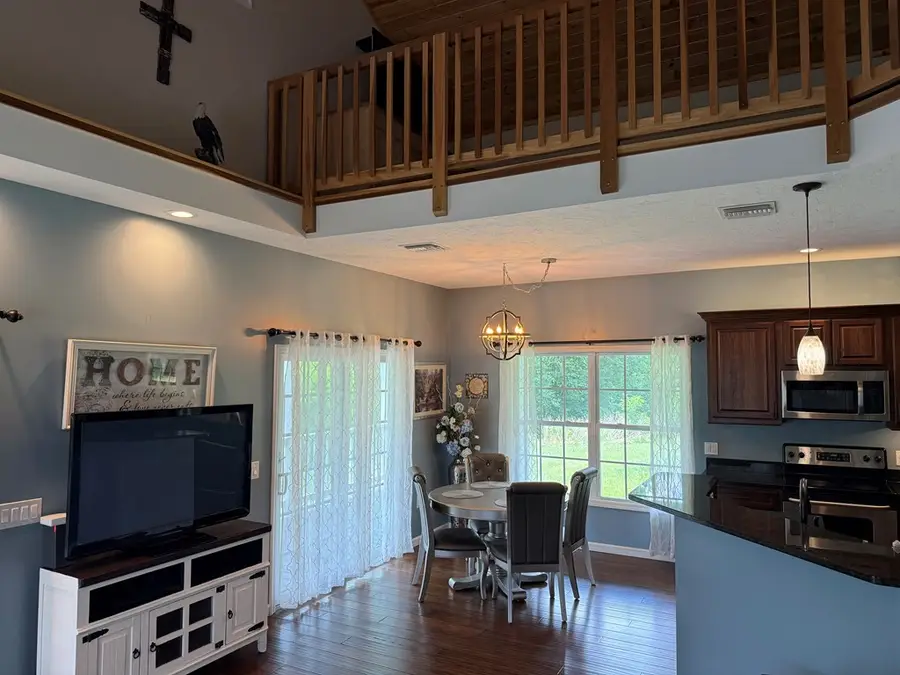 581 Shady Grove Rd, Bloomington Springs, TN 38545 - #3