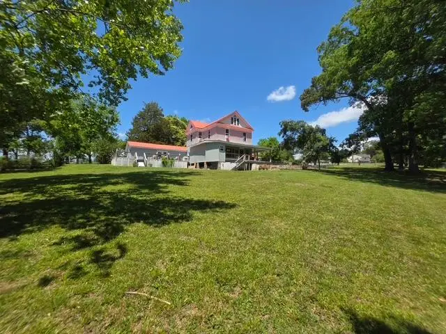 141 Leslie Dr, Harriman, TN 37748 - #2