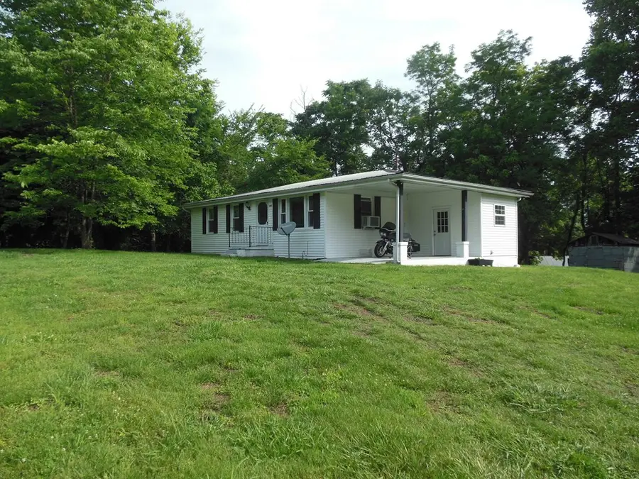 1095 York Hwy, Gainesboro, TN 38562 - #2