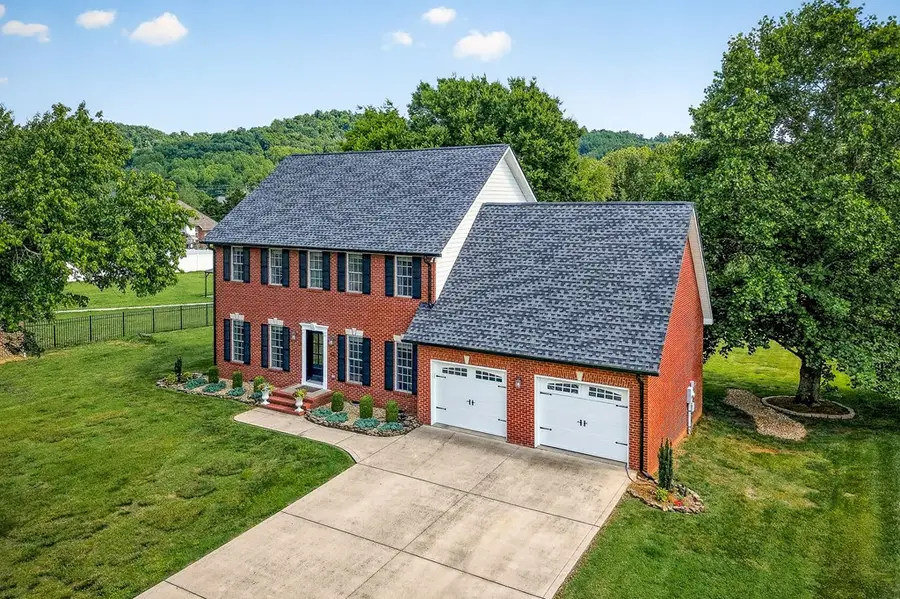 3553 Burton Cove Rd, Cookeville, TN 38506 - #3