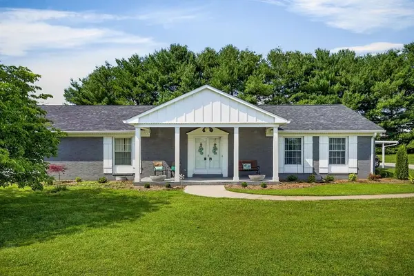 212 Oakland Drive, SPARTA, TN 38583