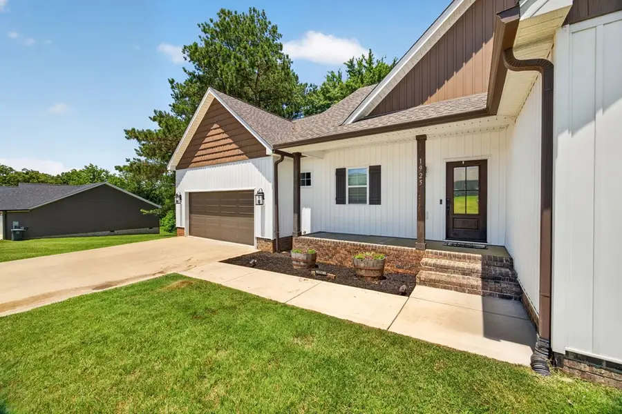 1925 Goolsby Ln, Cookeville, TN 38506 - #2