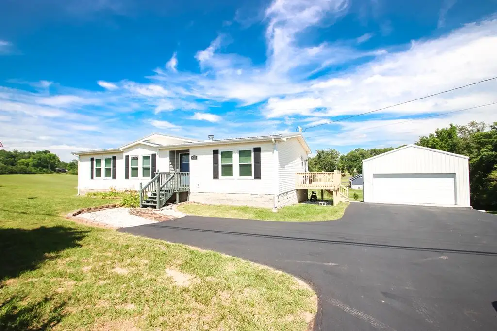 5737 Old Kentucky Road, Sparta, TN 38583 - #1