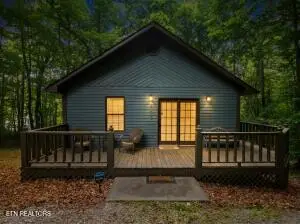 1518 Perimeter Dr, Jamestown, TN 38556-6128