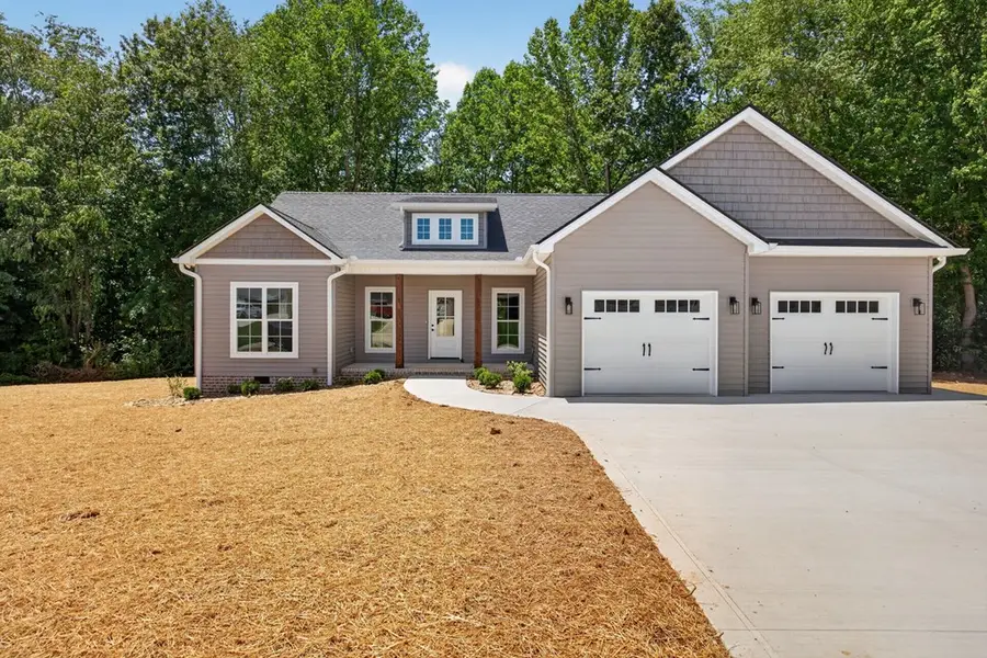 6700 Parwood Dr., Baxter, TN 38544 - #3