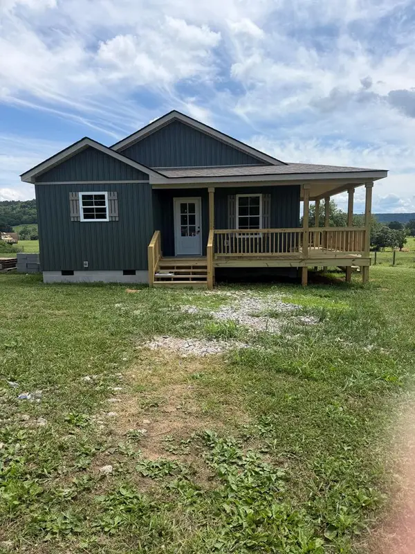 2065 Duck Pond Rd., SPARTA, TN 38583