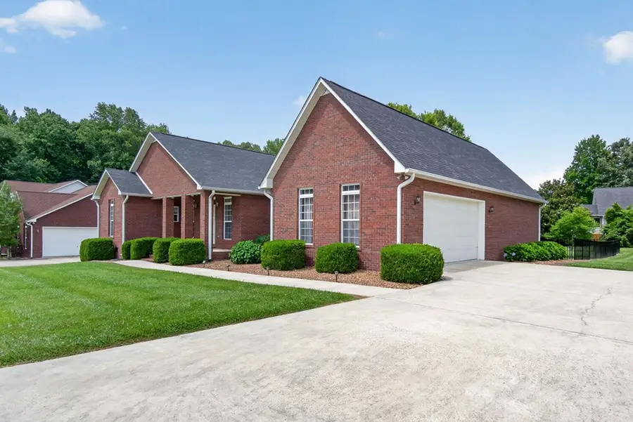 3505 Heritage Green Way, Cookeville, TN 38506 - #2