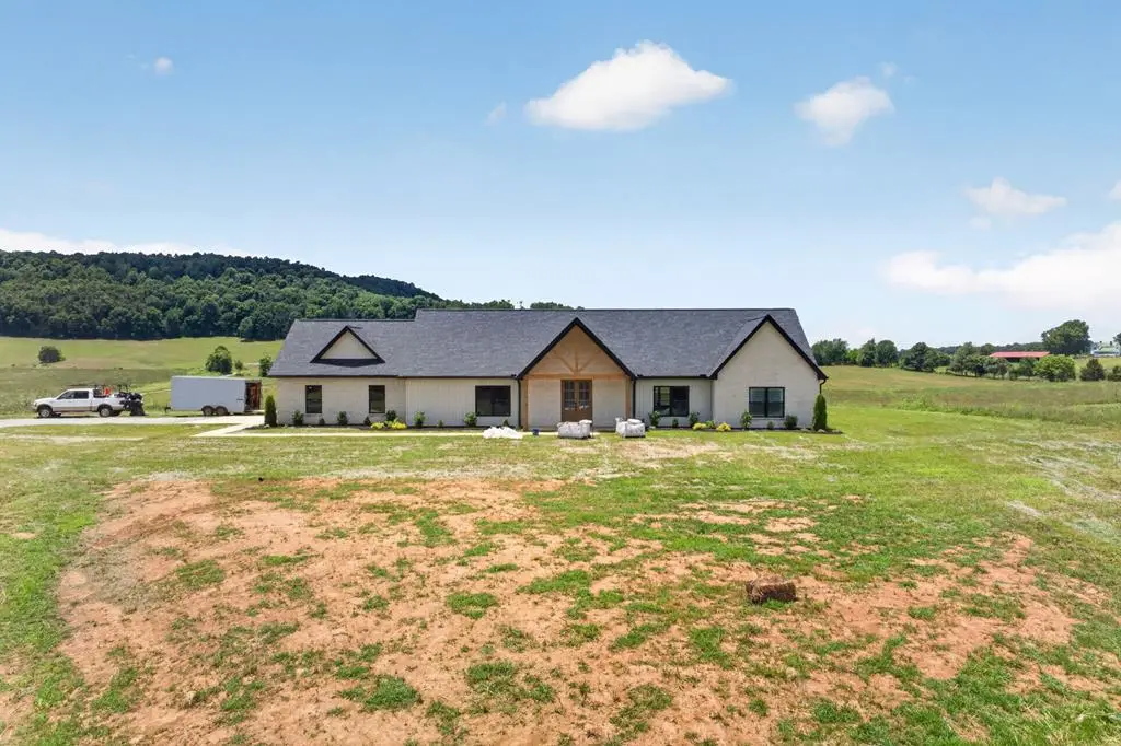 4169 Gum Springs Mountain Rd, Sparta, TN 38583 - #1
