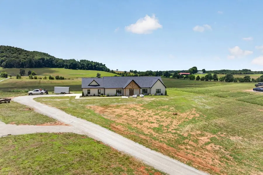 4169 Gum Springs Mountain Rd, Sparta, TN 38583 - #2