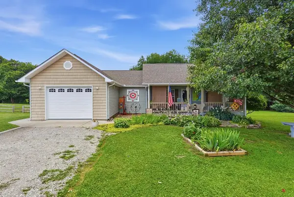 821 Buffalo Trl, Clarkrange, TN 38553
