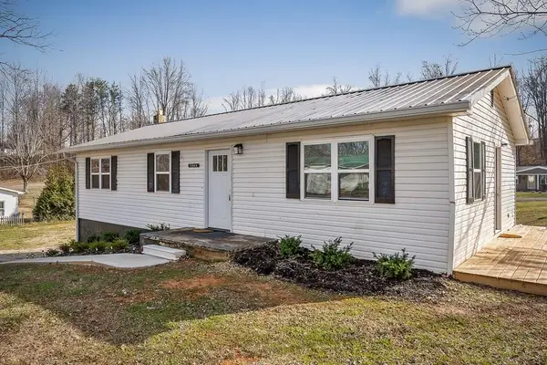 1008 Asberry Dr., Byrdstown, TN 38549