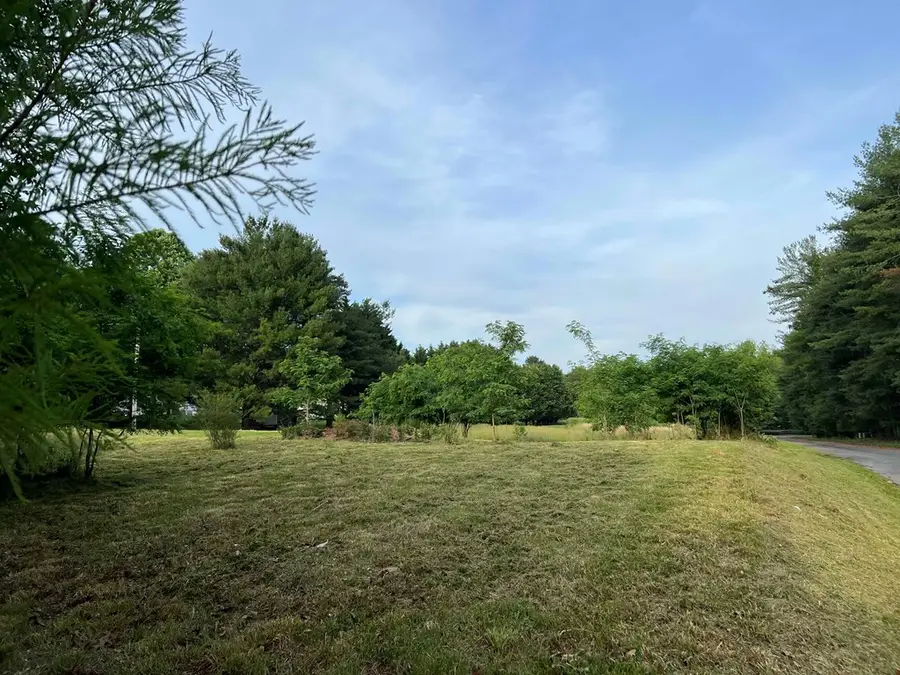 110 Lake Hollow Rd, Piney Flats, TN 37686 - #3