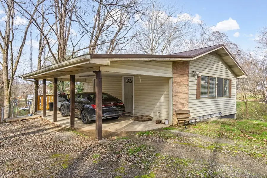 939 Watauga Rd, Cookeville, TN 38506 - #2