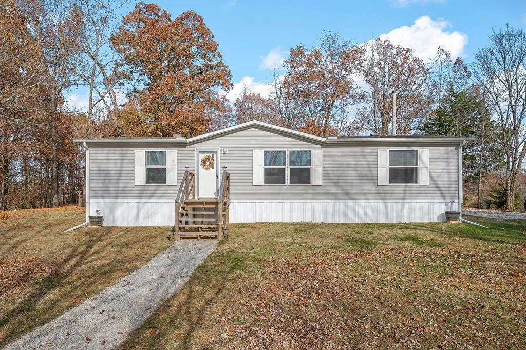 5838 Bell Rd, Cookeville, TN 38506 - #1