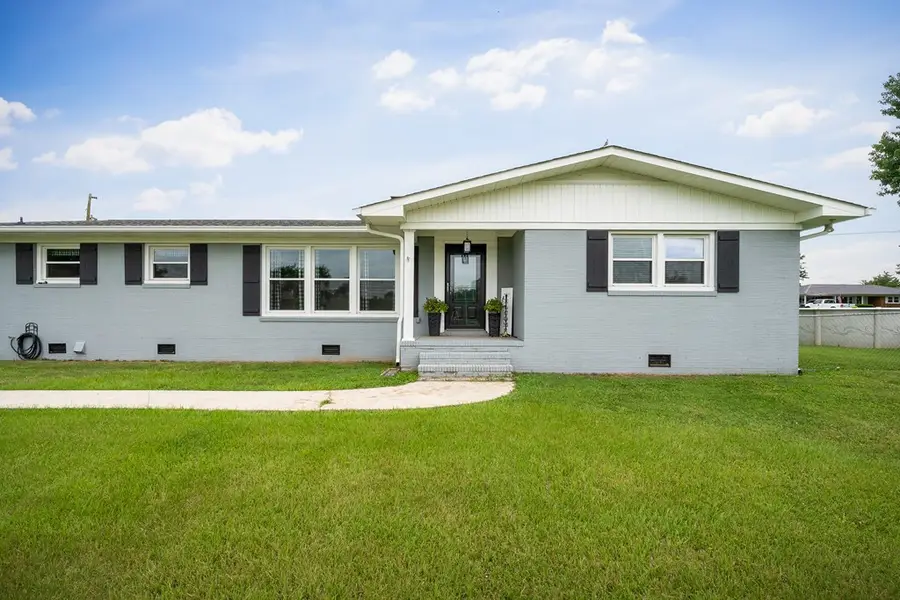 513 N Spring St, Sparta, TN 38583 - #2