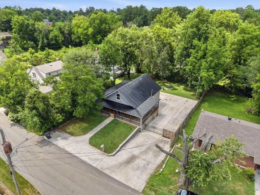 514 E 1st St, Cookeville, TN 38501 - #2