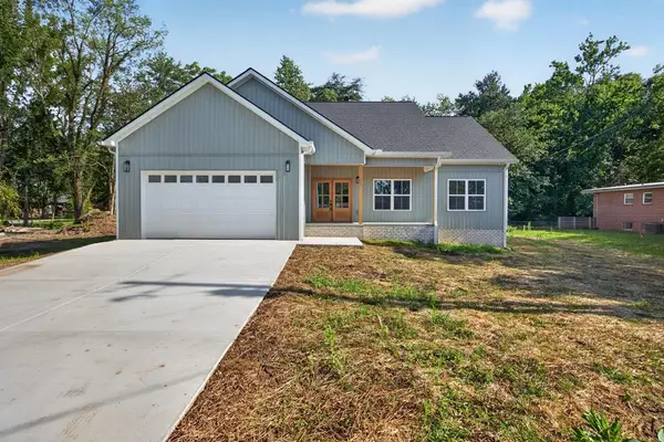 1135 Dowell St, COOKEVILLE, TN 38501