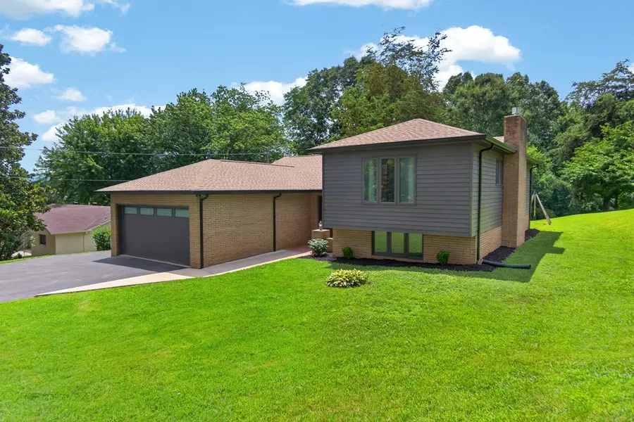 311 S Hillcrest, Livingston, TN 38570 - #3