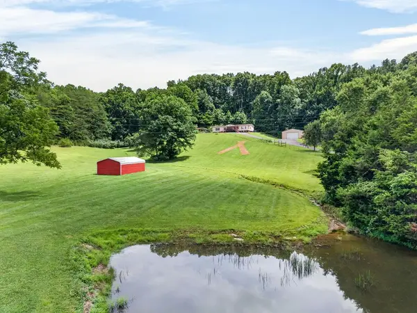 725 Old Flynns Cove Rd, CROSSVILLE, TN 38572
