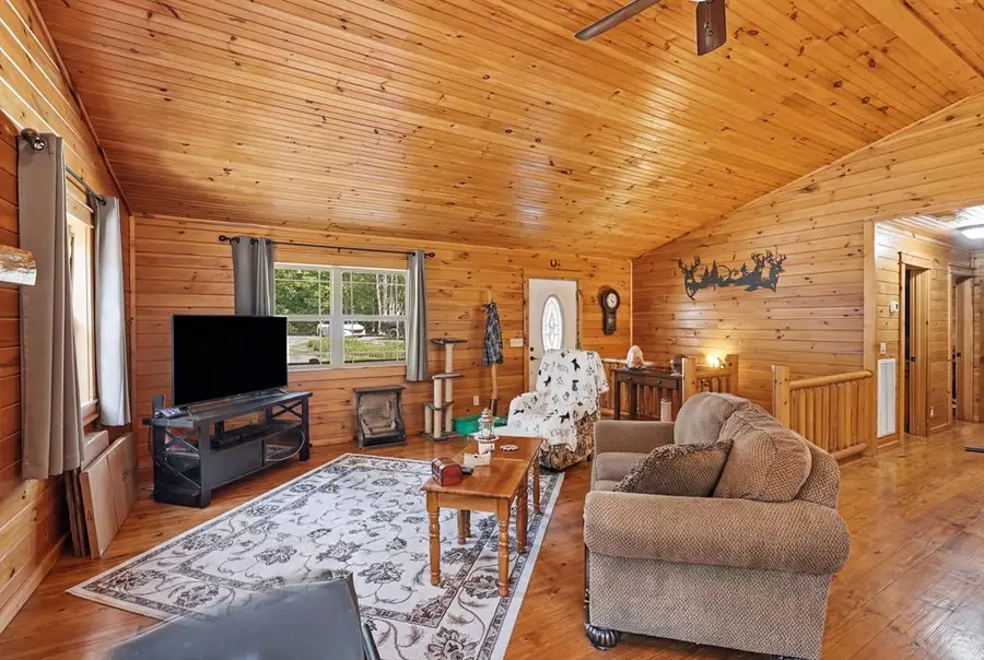 5010 Hidden Ln, Crawford, TN 38554 - #3