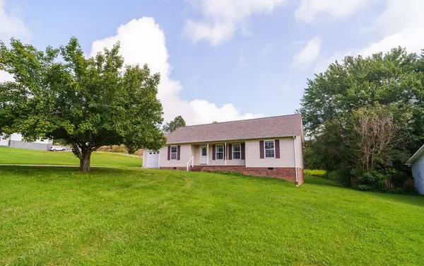 1051 Johnnie Bud Lane, COOKEVILLE, TN 38501