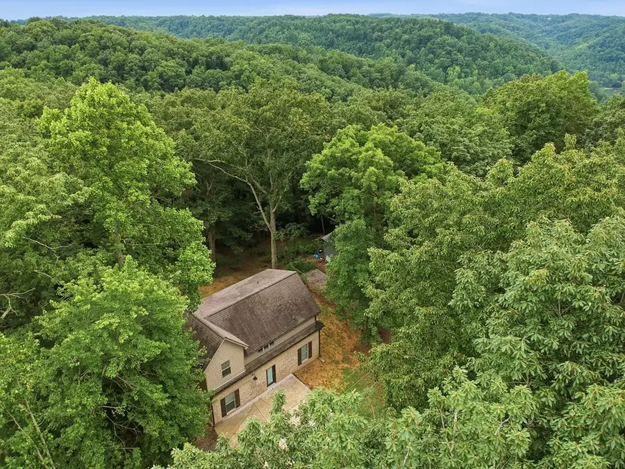 251 Oak Dr, Smithville, TN 37166 - #3