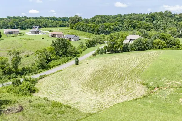 612 Thompson Creek Ln, COOKEVILLE, TN 38506