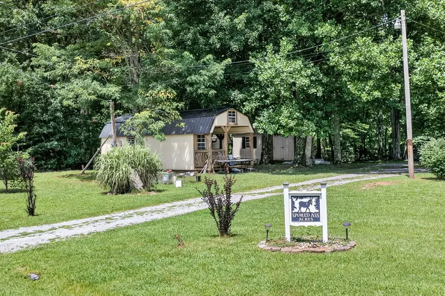 226 Westwood Blvd, Crossville, TN 38571 - #3