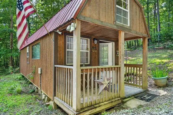 4207 Chapel Hill Rd, CRAWFORD, TN 38554