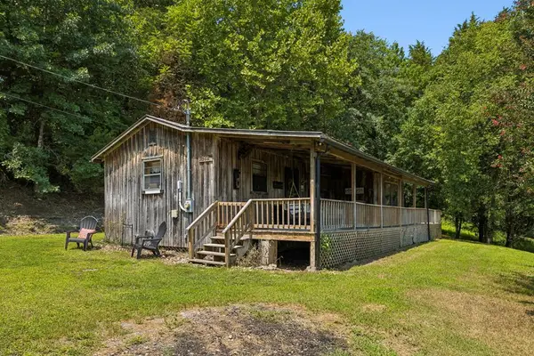 238 Rarick Lane, GAINESBORO, TN 38562