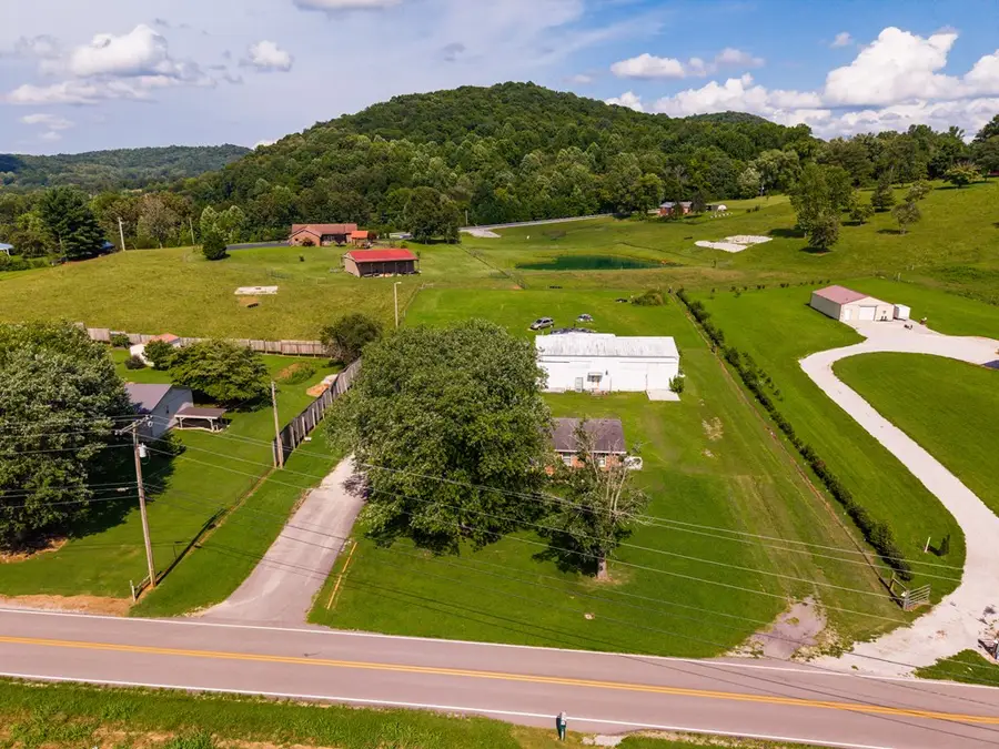 3945 Seven Springs Rd., Cookeville, TN 38506 - #3