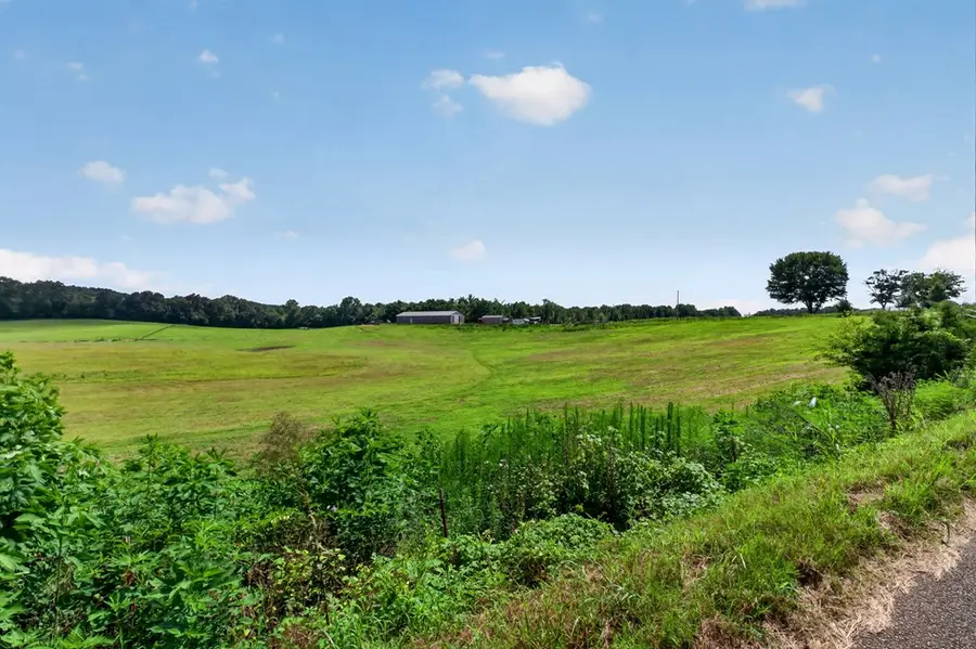 620 Roberts Cemetery Rd., Walling, TN 38587 - #3