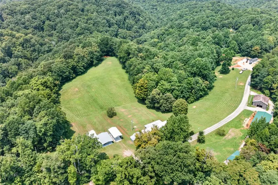 397 NE Star Point Rd, Celina, TN 38551 - #3