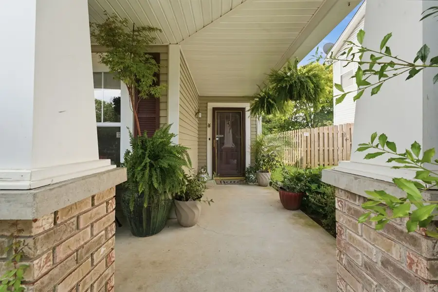 1857 Brookmeadow Ln, Hermitage, TN 37076-1393 - #2