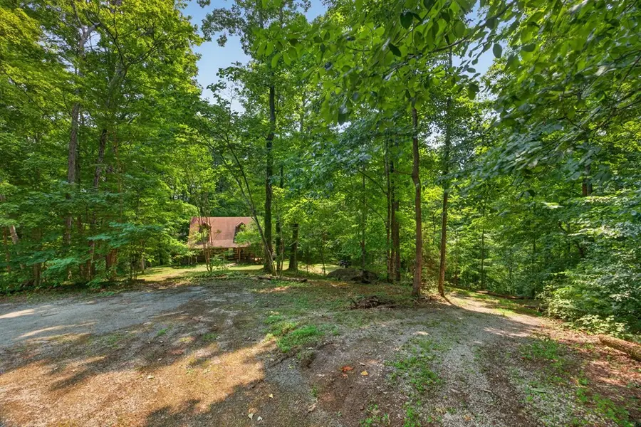152 Cavanaugh Ln, Byrdstown, TN 38549 - #2