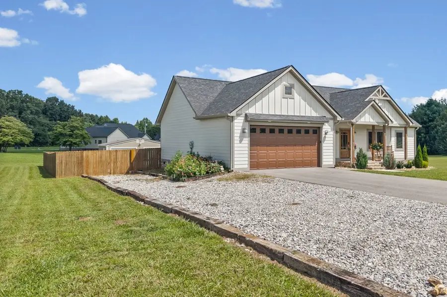 3181 Byrdstown Hwy, Monroe, TN 38573 - #3