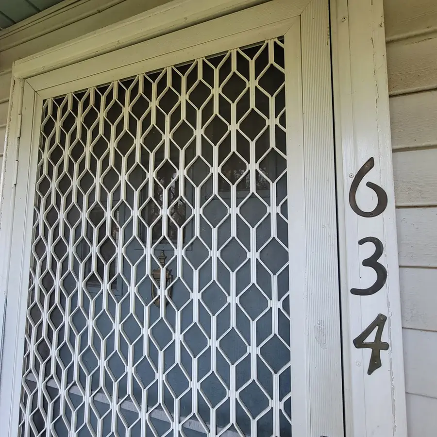 634 E 4th Street, Cookeville, TN 38501 - #3