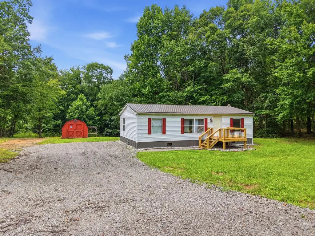 733 Wigwam, Sparta, TN 38583 - #1