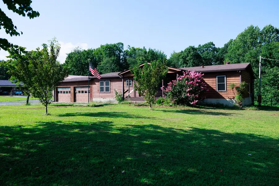 2290 Hilham Hwy, Livingston, TN 38570 - #2