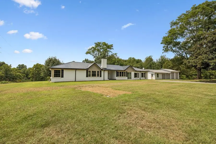631 Bethany Rd, Red Boiling Springs, TN 37150 - #2
