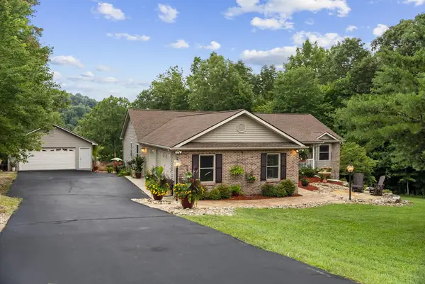 1014 Sunset Ridge Dr, CROSSVILLE, TN 38571
