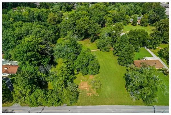 810 Breeding Ave, COOKEVILLE, TN 38501