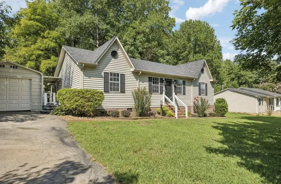 1767 Eastlake Dr, Cookeville, TN 38506-7438 - #2