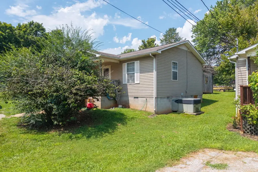 260 Mountain St, Doyle, TN 38559-1124 - #3
