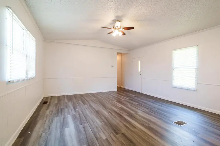 423 Moore Rd, Cookeville, TN 38506-8226 - #2