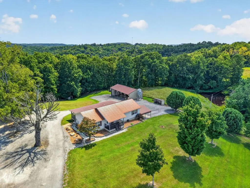 168 Davis Hollow Rd, Hilham, TN 38568 - #1