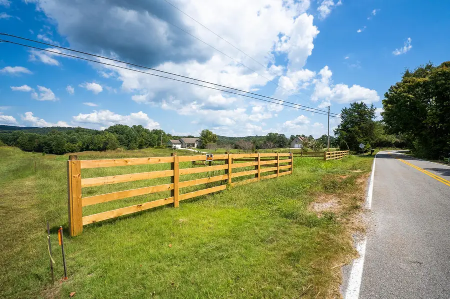 1410 Cherry Creek Rd, Sparta, TN 38583 - #2
