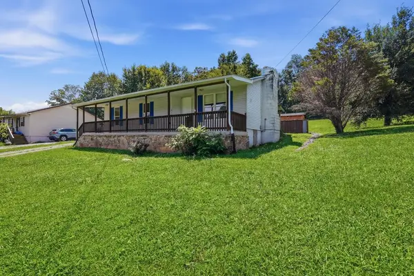 280 Middle Dr, SPARTA, TN 38583
